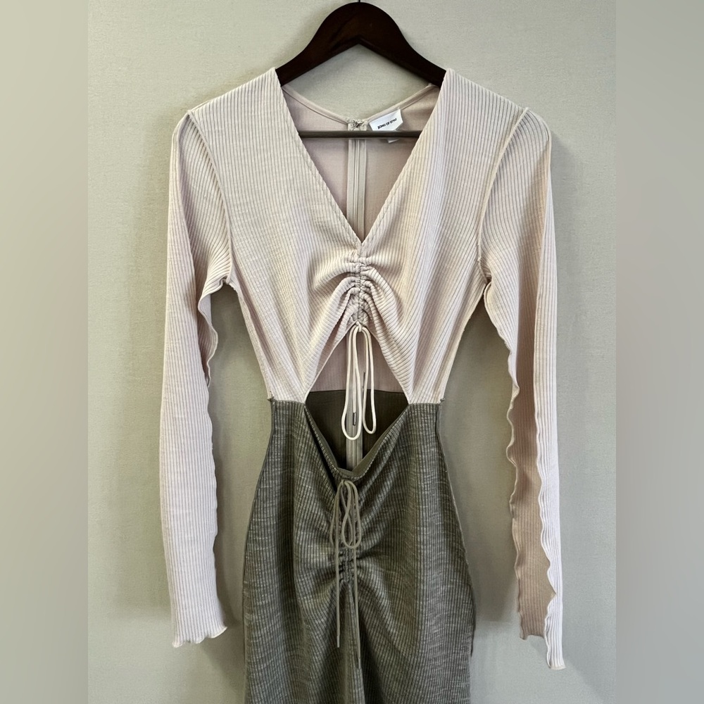 Ezra Midi Dress by Song of Style, xs - Picture 4 of 6